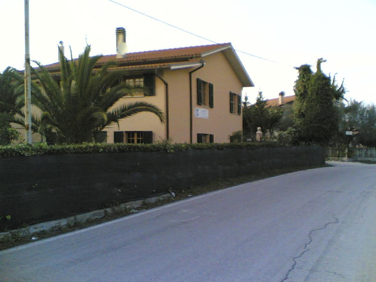 Bed&Breakfast Giardino Agritourist Controguerra Zewnętrze zdjęcie